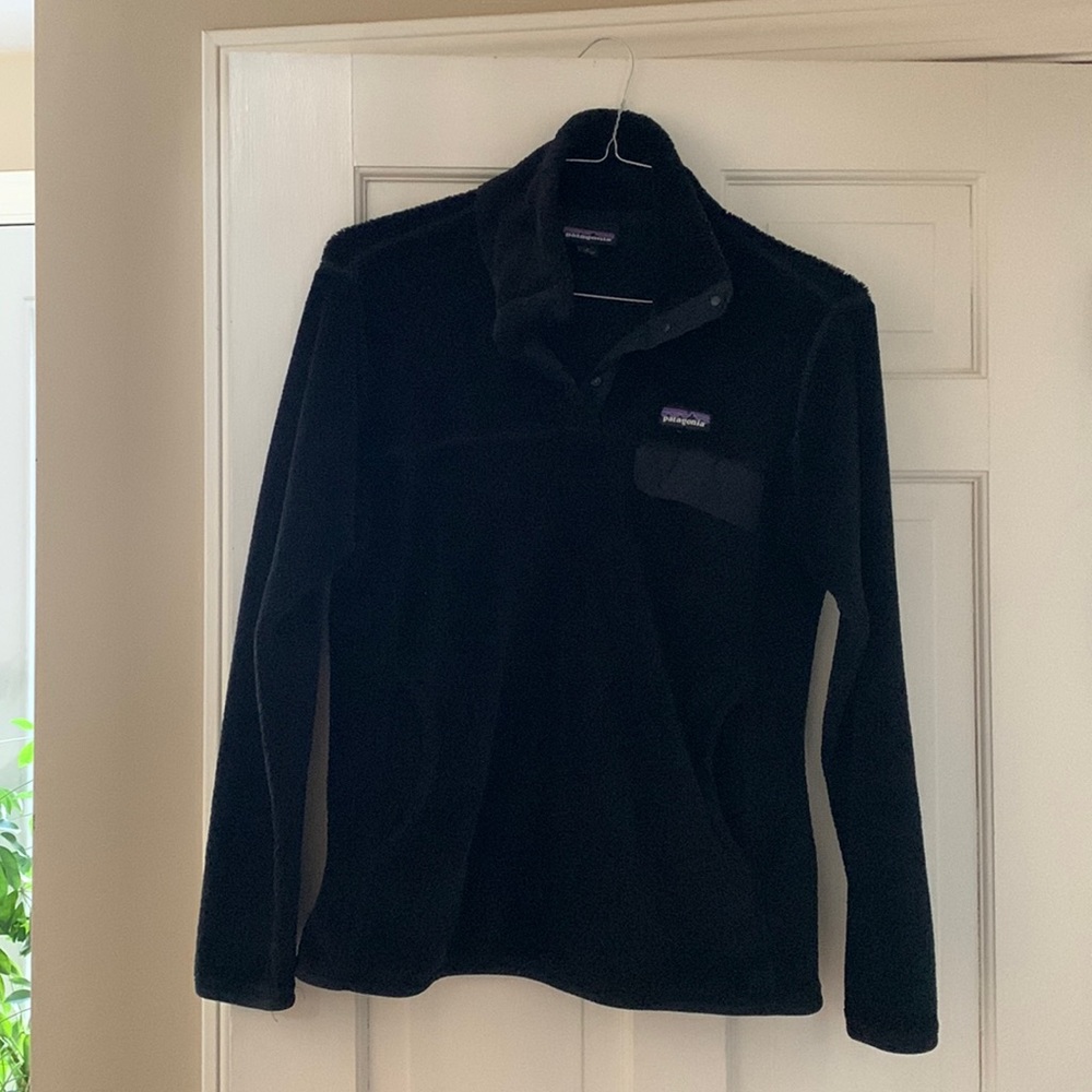 Patagonia black fleece 3/4 pullover. Size L